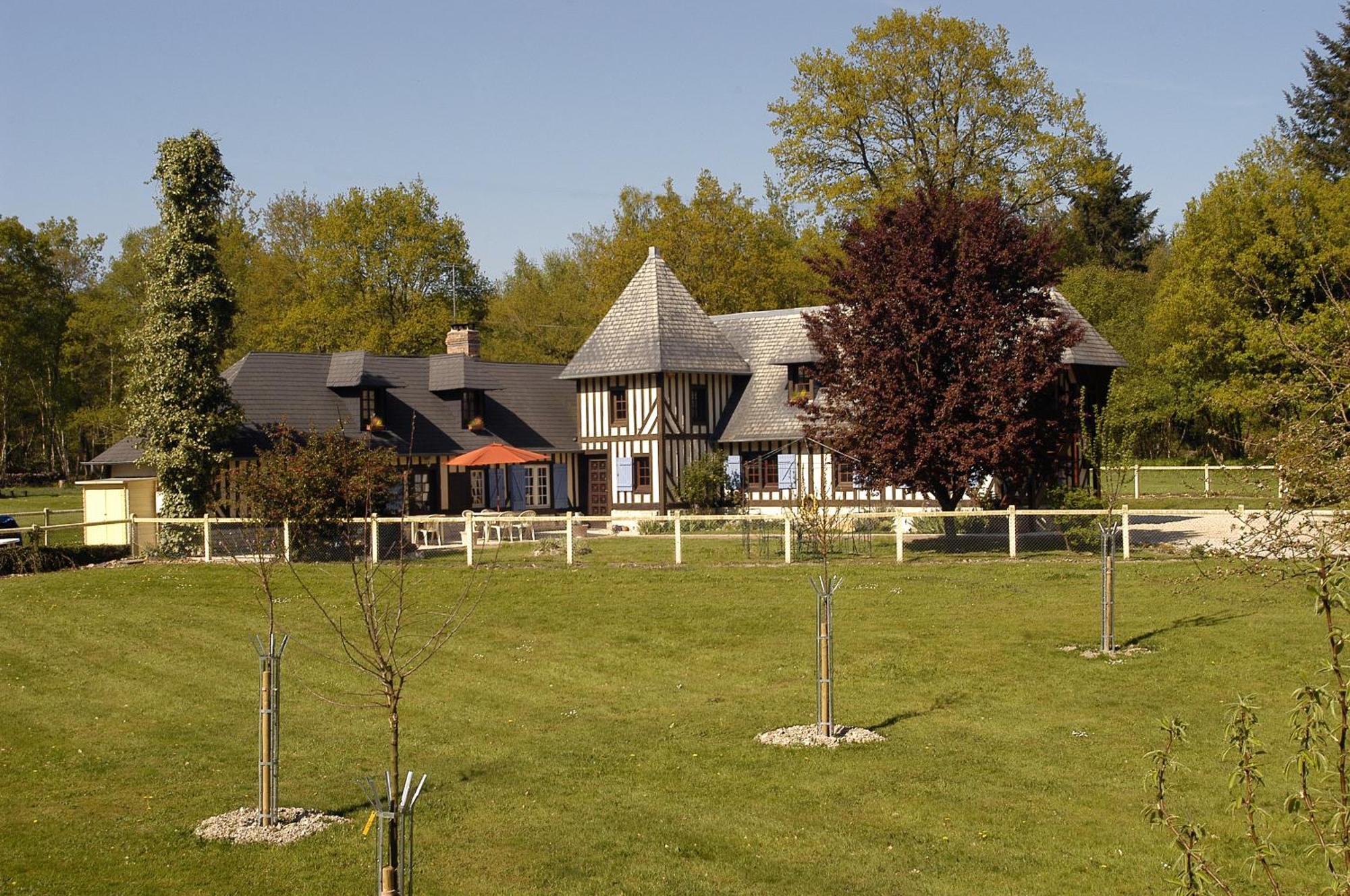 Le Mesnil-Durand Domaine De La Mesange Bed & Breakfast エクステリア 写真